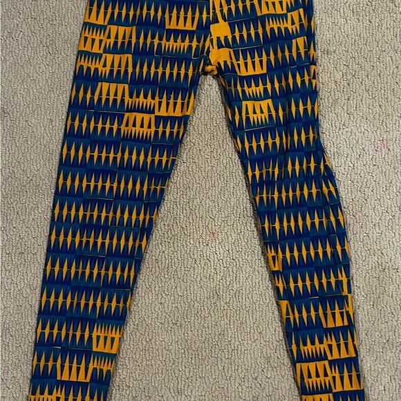 NWOT LuLaRoe Tween Size Stylish Kids' Blue and Yellow Patterned Leggings - Picture 4 of 5